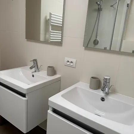 アパート Bellini - Rubensplein - Op 100 M Het